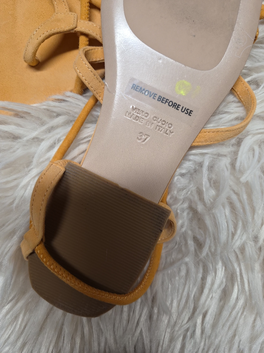 Totême The Tie Suede Flat Sandals in Sunset Orange - Size 37 (US 7) - Picture 5 of 6